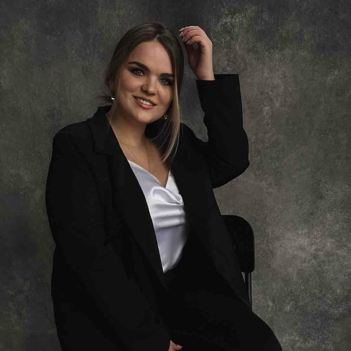 Диана Гамова | Сетка — социальная сеть от hh.ru