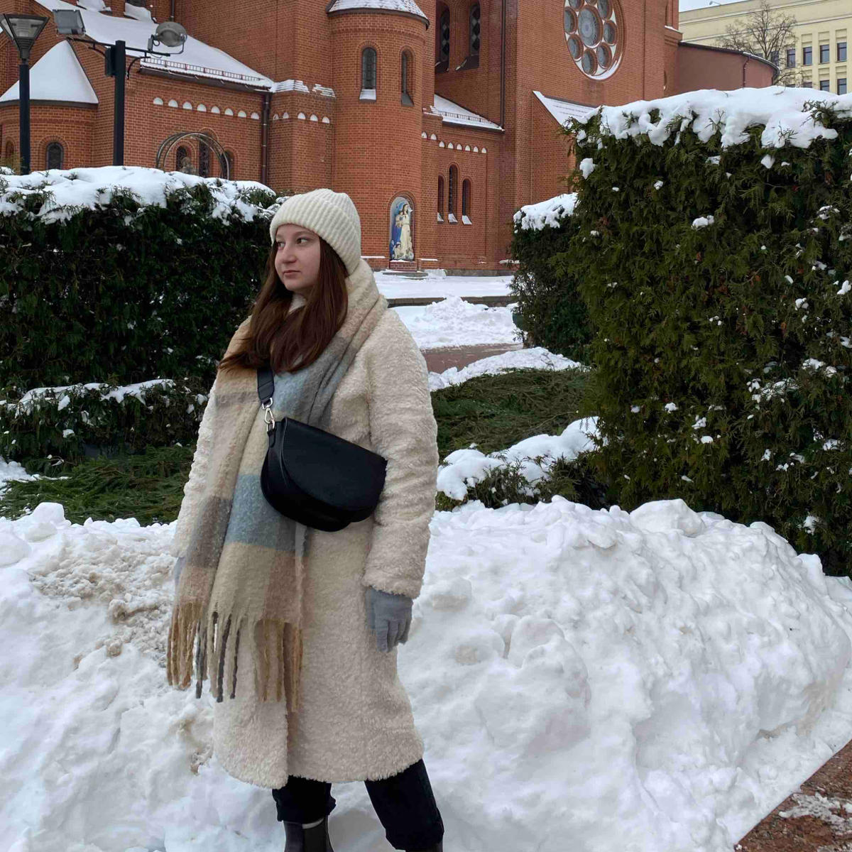 Алина Попович