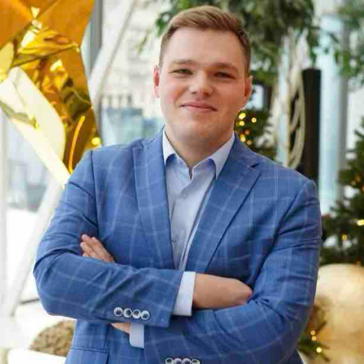 Александр Суховеев