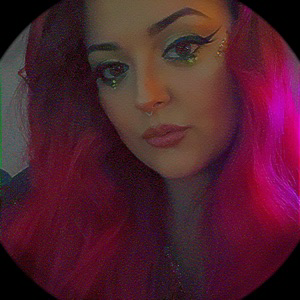 Maria Pierce | Сетка — социальная сеть от hh.ru