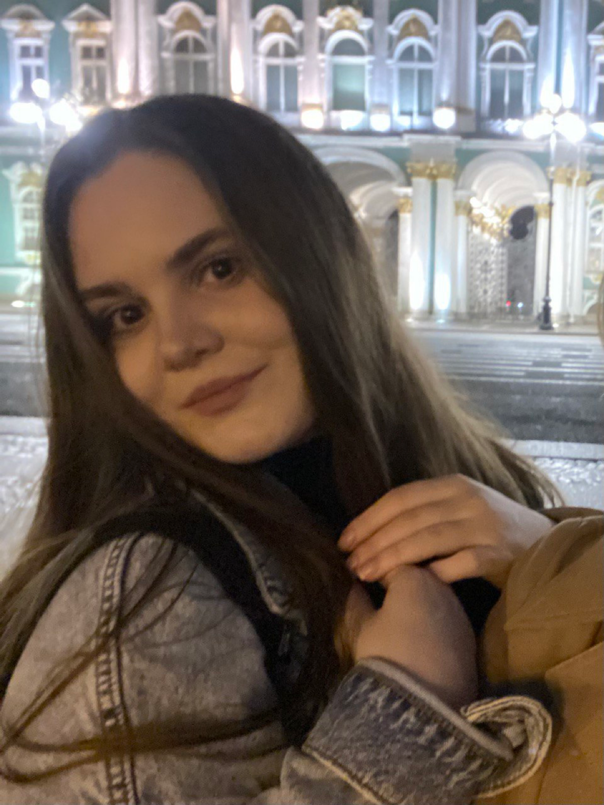 Ирина Ирина | Сетка — социальная сеть от hh.ru