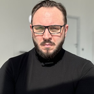 Дмитрий Милюшин