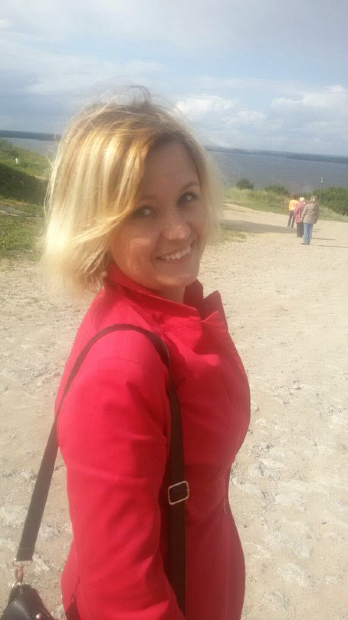 Елена Романова | Сетка — социальная сеть от hh.ru