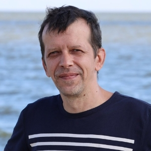 Юрий Макаев