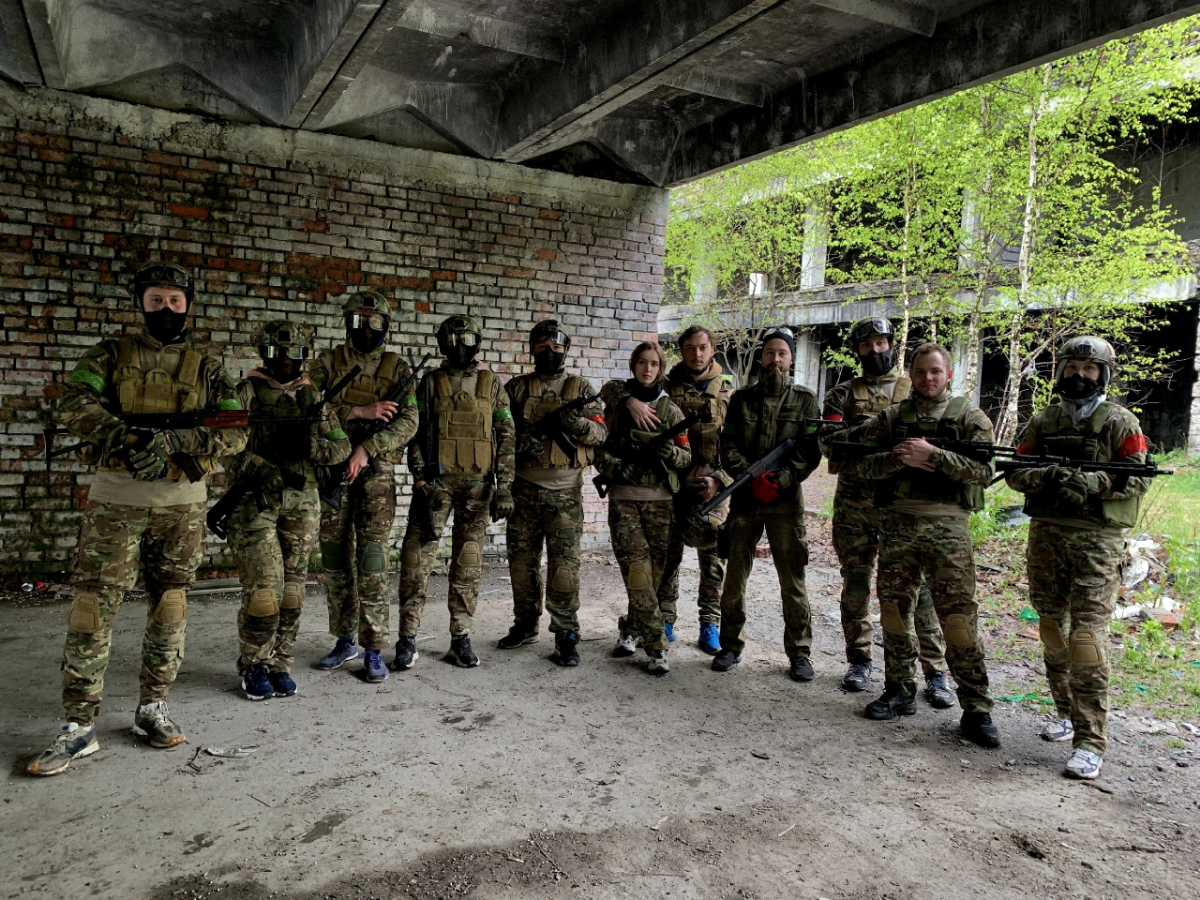 ⚡️ Соревнование по страйкболу в  СКБТ⚡️
В СКБТ мы не только хорошо работаем, но и активно отдыхаем!
🎯 В игре принимали активное участие также представительницы прекрасного пола | Сетка — социальная сеть от hh.ru