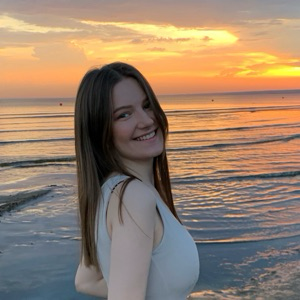 Вероника Савельева