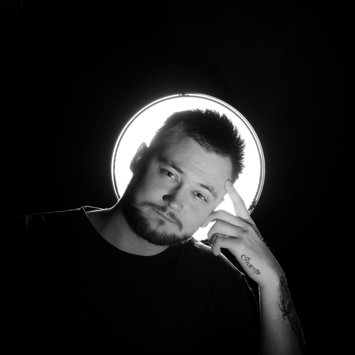 Владислав Маковеев