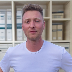 Артём Вишня | Сетка — социальная сеть от hh.ru