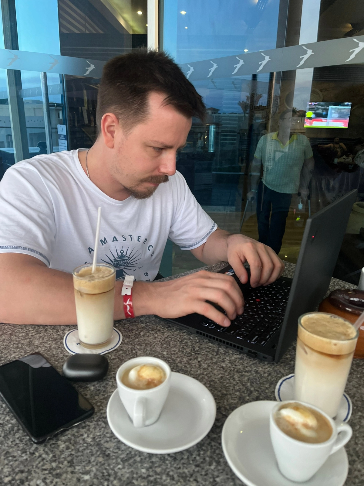 Представьте себе DevOps не как набор инструментов, а как фундаментальное уравнение, которое объединяет различные элементы программной инженерии | Сетка — социальная сеть от hh.ru