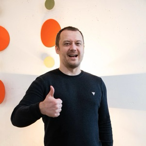 Артём, говорит