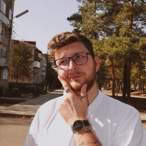 Дмитрий Савельев