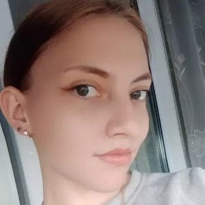 Нина Захарова