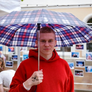 Денис Сахнюк