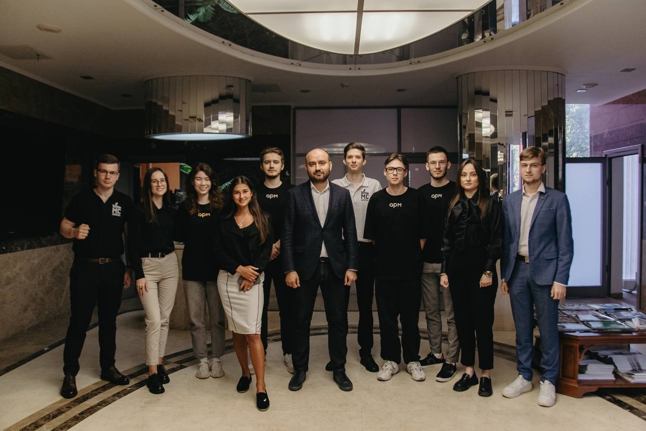 Добрый день, уважаемые жители Самарской области!
Сегодня работаю в Москве | Сетка — социальная сеть от hh.ru