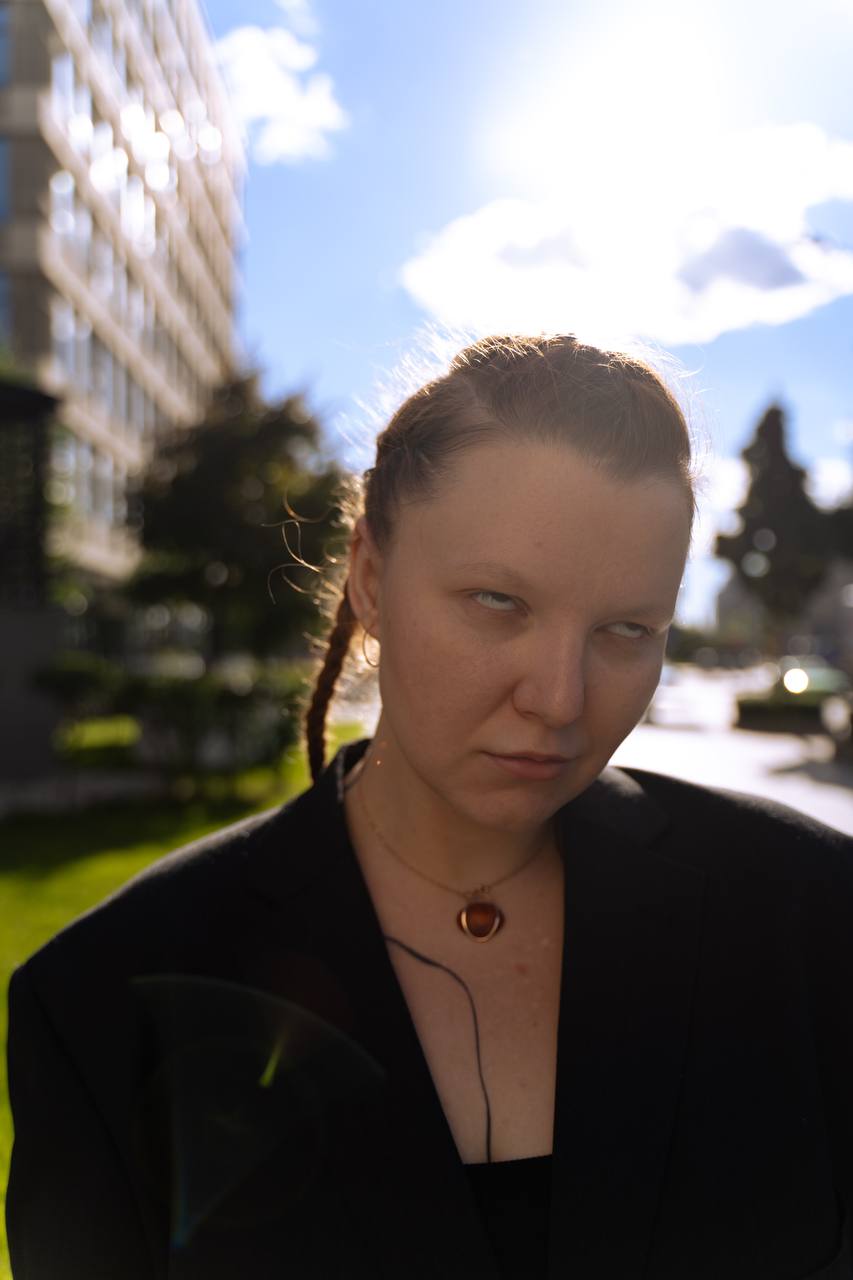 Переходим дорогу правильно: сначала смотрим налево, потом направо, потом закатываем глаза при виде мотоциклиста с уровнем громкости «перфоратор в соседней комнате» | Сетка — социальная сеть от hh.ru