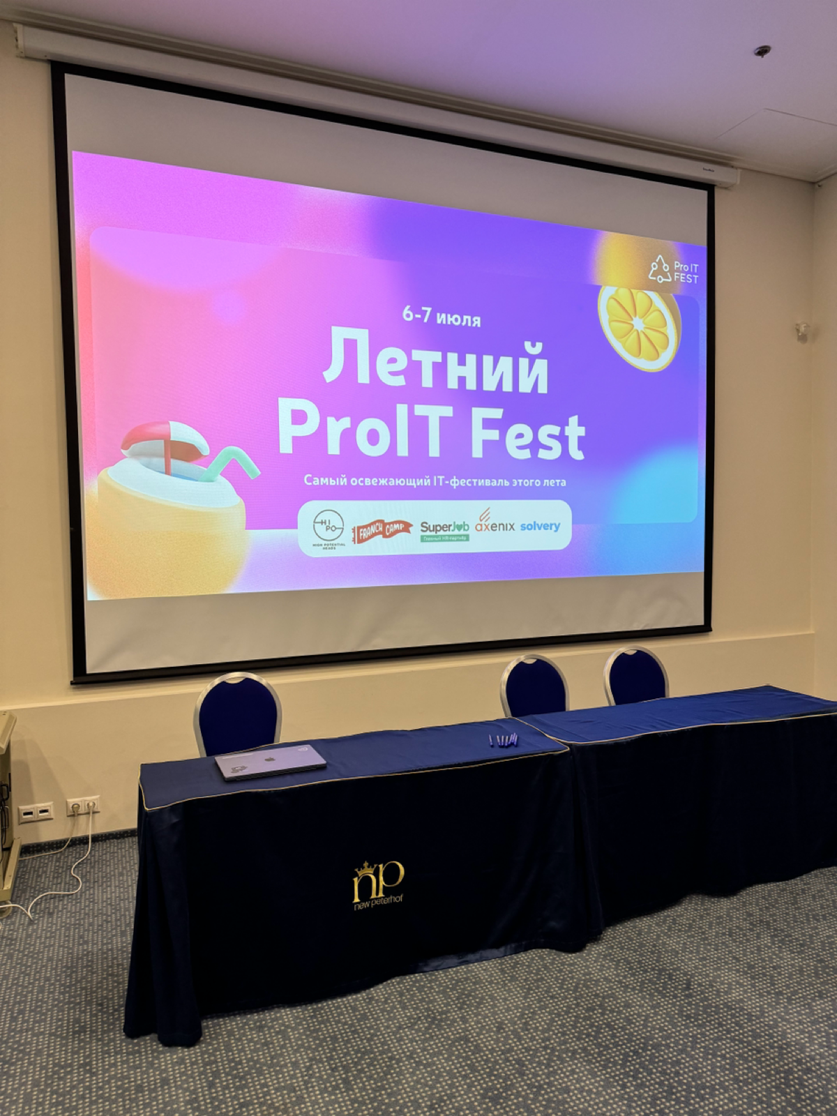 На этих выходных двигаюсь на конференции ProIT Fest в Петергофе!
🌅
Провел интересный мастер-класс про то, что такое Progressive Web Apps (PWA) и как превращать ваши  привычные веб приложения в прогрес... | Сетка — социальная сеть от hh.ru