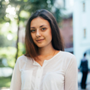 Александра Жукова | Сетка — социальная сеть от hh.ru