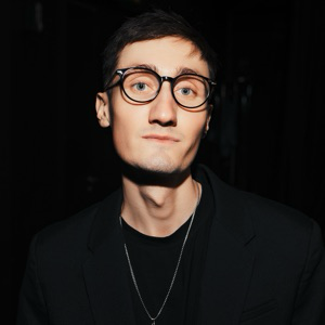 Виктор Антропов