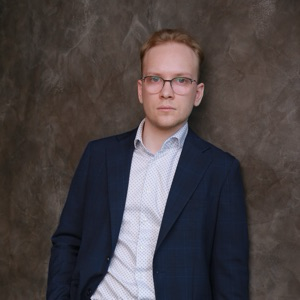 Дмитрий Шустров