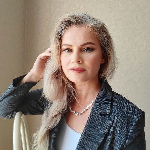 Елена Чернышова