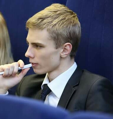 Никита Азарченков | Сетка — социальная сеть от hh.ru