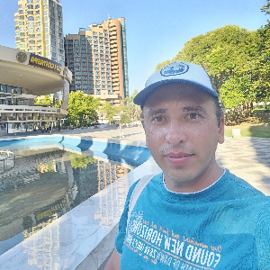 Александр Ли