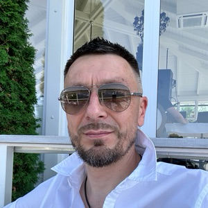 Павел Савельев