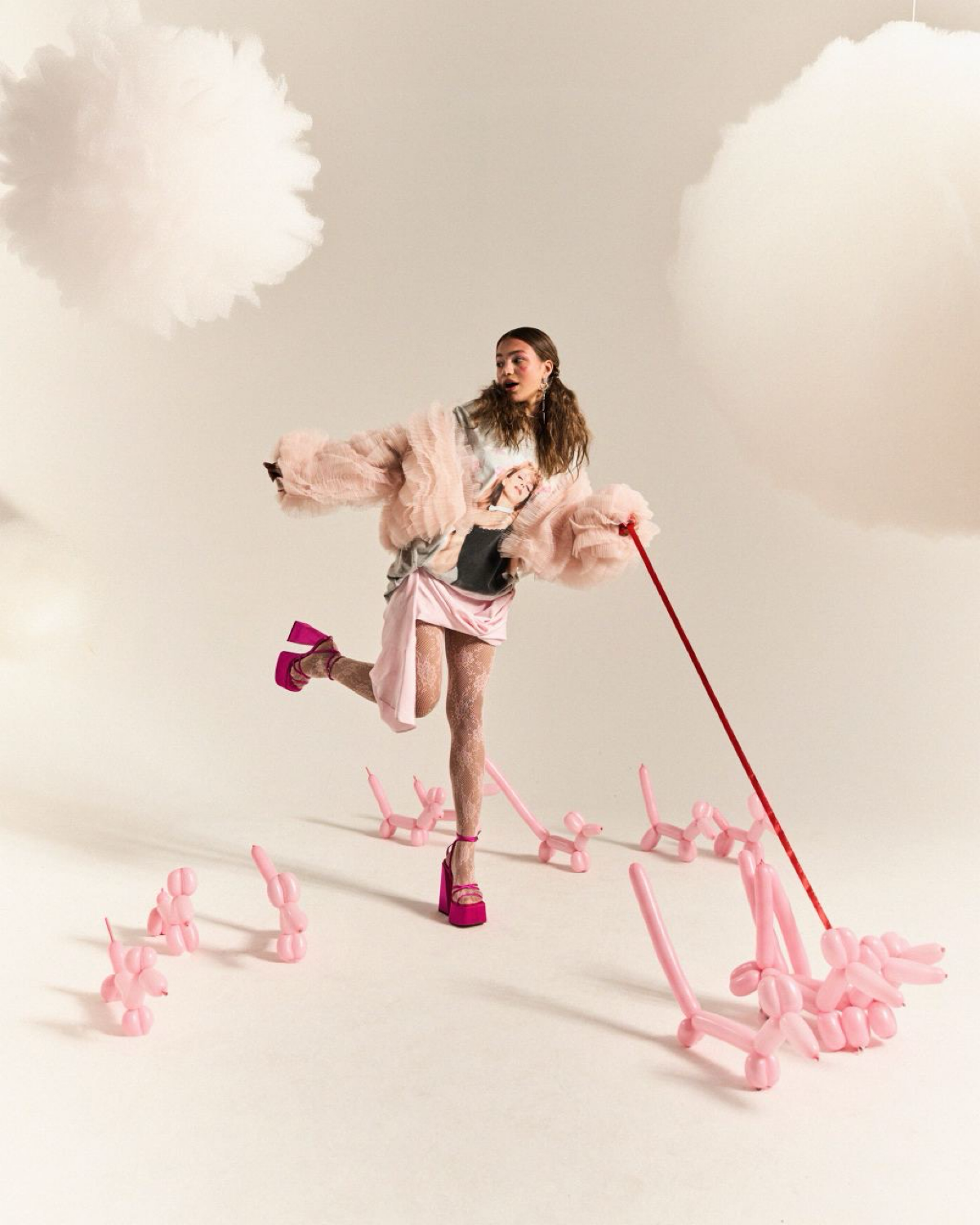 Мы закончили наш фотопроект по ВК)
Увидимся на ВК Vest в Москве в эти выходные🌍🫶🏼 | Сетка — социальная сеть от hh.ru