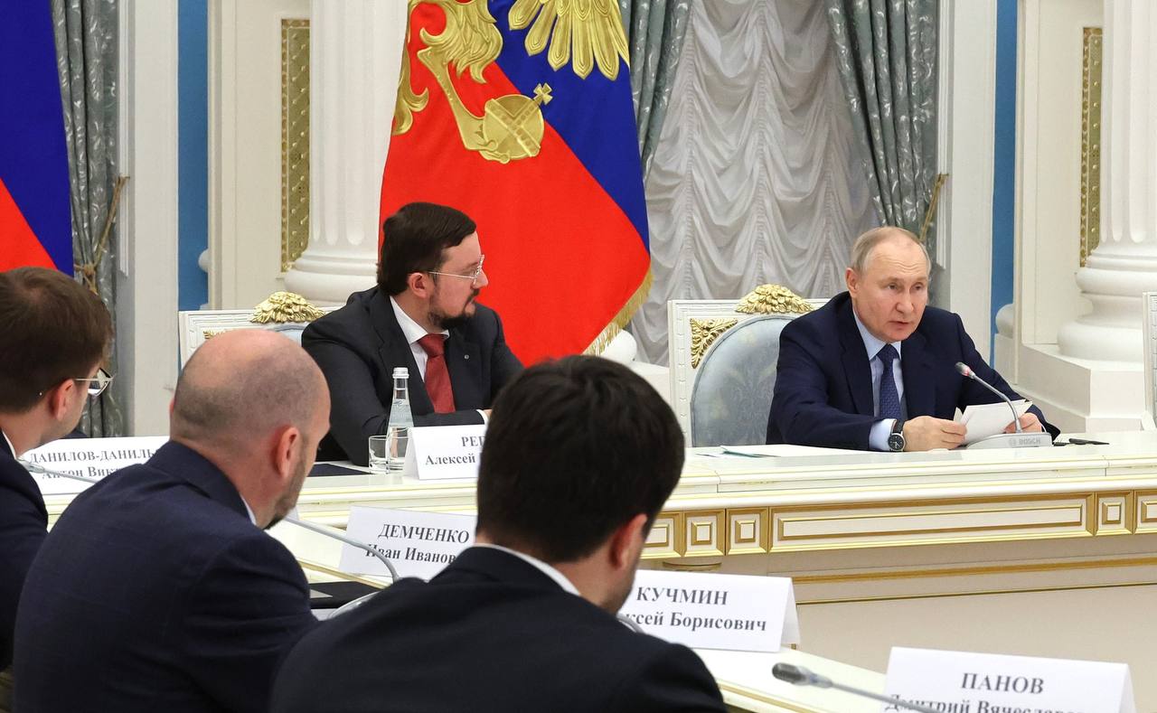 Госдума приняла сразу во втором и третьем чтениях закон, который предусматривает изменения в закон «О драгоценных металлах» | Сетка — социальная сеть от hh.ru