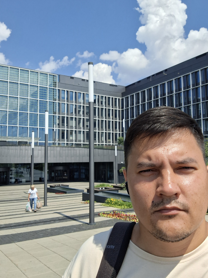 Отпуск прошёл, месяц активных собесов прошёл, место нахождения сменилось на Москву. А я работаю вторую неделю в новой компании. Мои поздравления меня, все по плану. | Сетка — социальная сеть от hh.ru