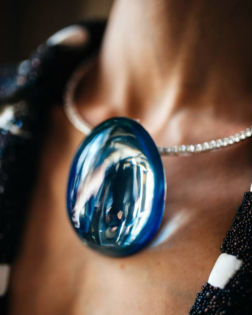 Ажиотаж вокруг последнего показа «Феникс» Schiaparelli не утихает по сей день | Сетка — социальная сеть от hh.ru