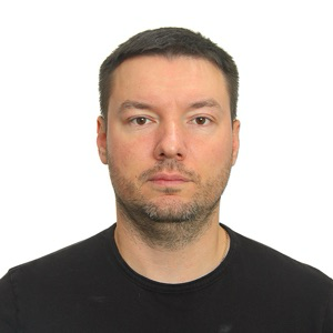 Евгений Иванов