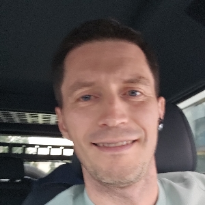 Аркадий Матвиенко | Сетка — социальная сеть от hh.ru