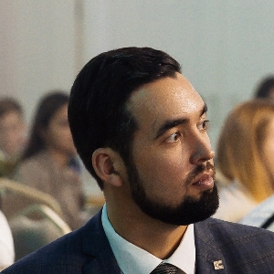 Андрей Петров