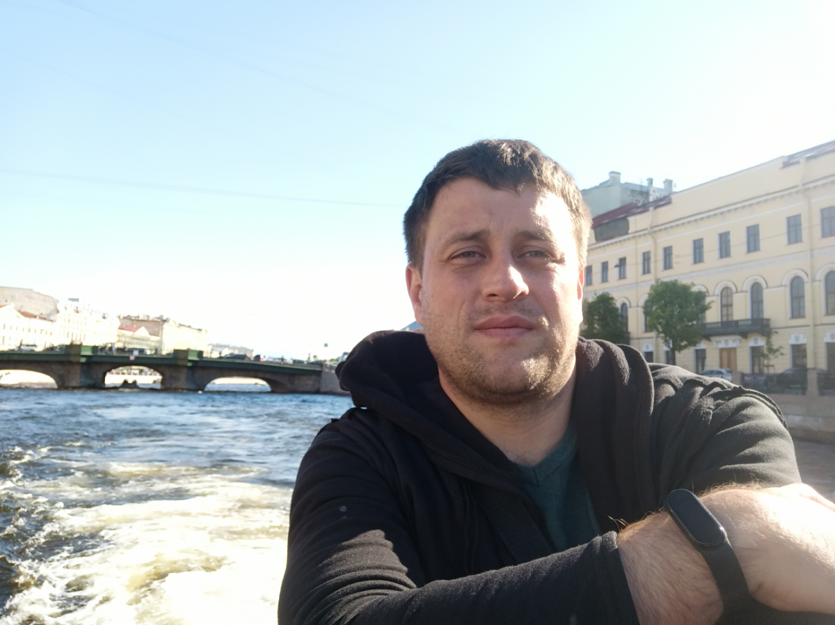 Артем Колесник | Сетка — социальная сеть от hh.ru