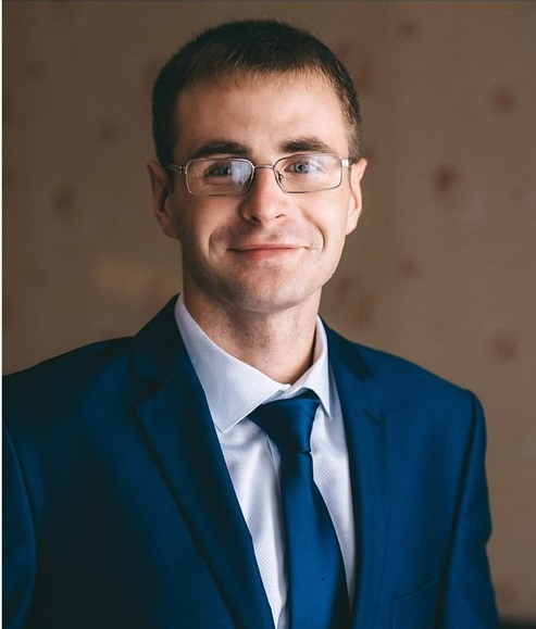 Роман Якущенко