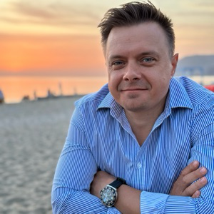 Антон Сухой