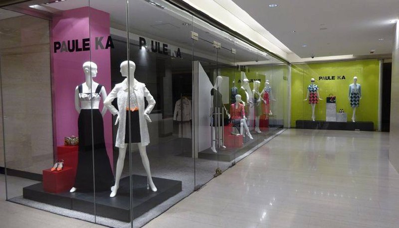 Французский бренд доступной роскоши Paule Ka прекращает работу
Как обратил внимание FashionNetwork, сайт компании прекратил принимать заказы в четверг, 11 июля, а в выходные будут закрыты и розничные ... | Сетка — социальная сеть от hh.ru