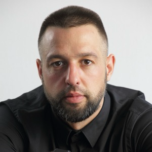 Руслан Ахриев