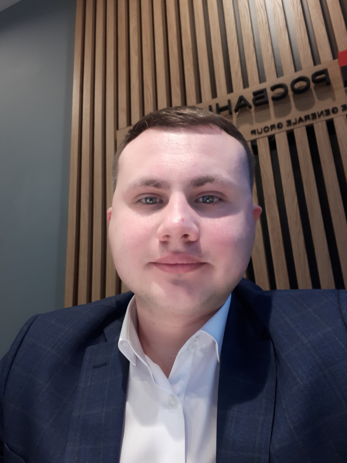 Александр Толстошеин