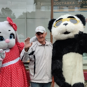 Олег Исаев