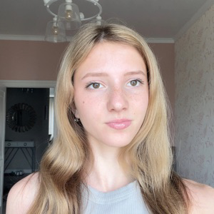 Александра Морозова