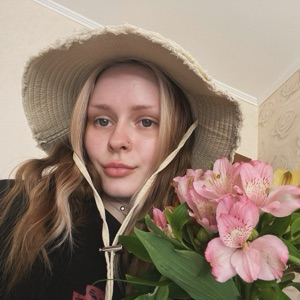 Анна Головина