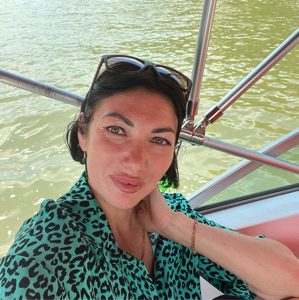 Юлия Ефремова