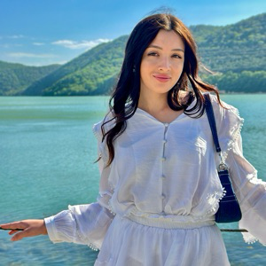 Карина Ротару