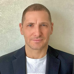 Руслан Тк | Сетка — социальная сеть от hh.ru