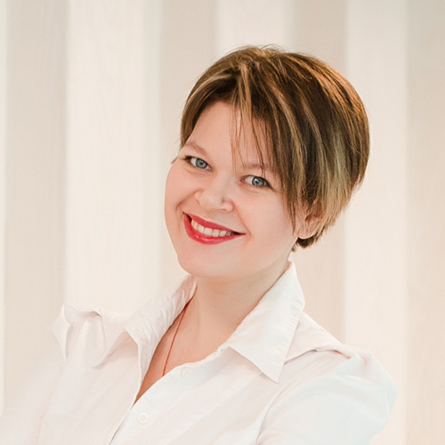 Анна Жирова