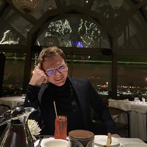 Максим Байдужий | Сетка — социальная сеть от hh.ru