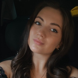 Алина Макарова