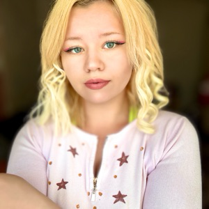 Яна Демина